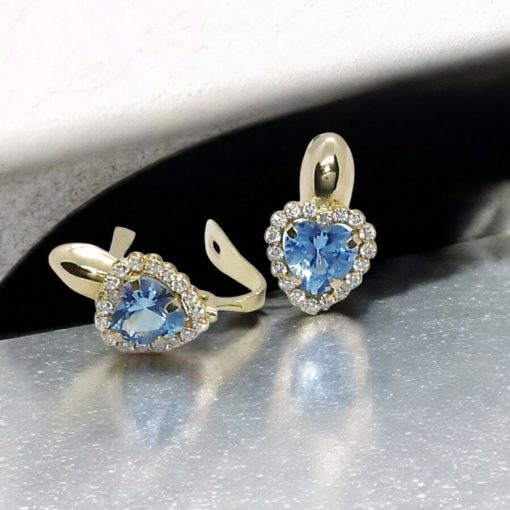 Originales pendientes de corazón en oro amarillo de 18k con circonitas. Cierre pala.