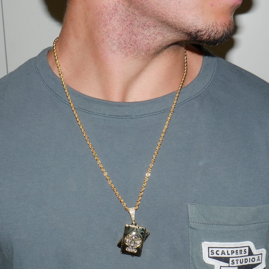 Colgante de oro y circonitas As de Picas todo oro de 18k para hombre o mujer y cordón de oro de 60.00cm - Imagen 2