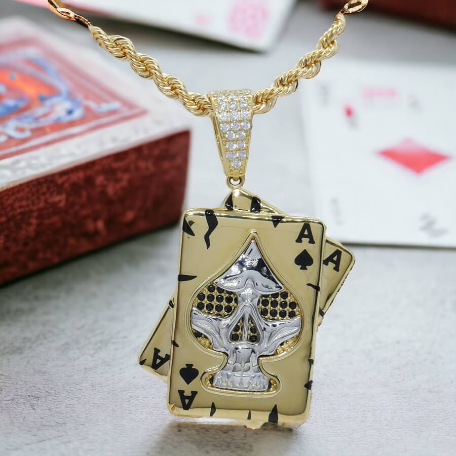 Colgante de oro y circonitas As de Picas todo oro de 18k para hombre o mujer y cordón de oro de 60.00cm
