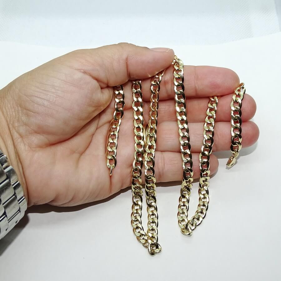 Cadena para Hombre de Oro Amarillo de 18k barbada plana de 6.50 mm de Ancha 60.00 cm de Larga. 8.20 gr de oro de 18k - Imagen 3