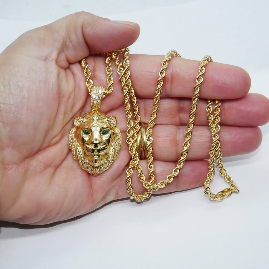 Colgante León Oro Amarillo 18k con cordón 60.00cm– 15.35 g en Total – Edición especial Never say Never - Imagen 3