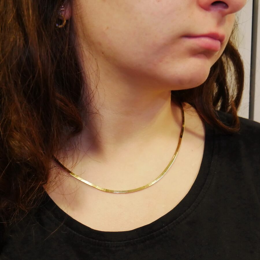Collar Omega Semirrígido en Oro de 18k — 10,50 g ✨ Un diseño que combina fuerza y suavidad - Imagen 2