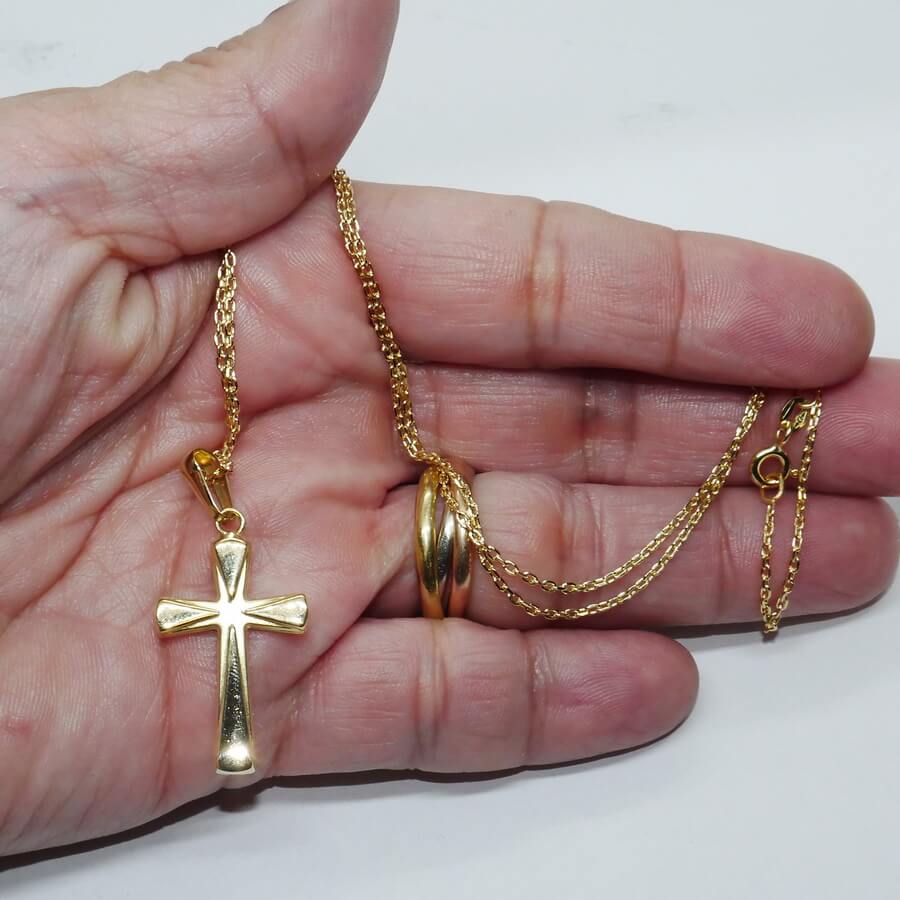 Cruz Oro 18k con Cadena Forzada 50 cm | Colgante Comunión Clásico 3 g - Imagen 3