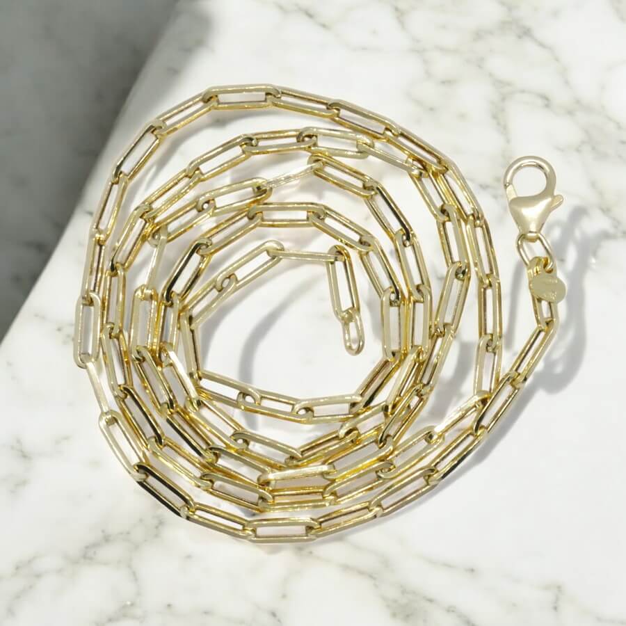 Cadena Oro 18k Hombre 60cm – Modelo Forzada 3mm – Elegante, Ligera y Resistente – Cierre Mosquetón – 5.70gr