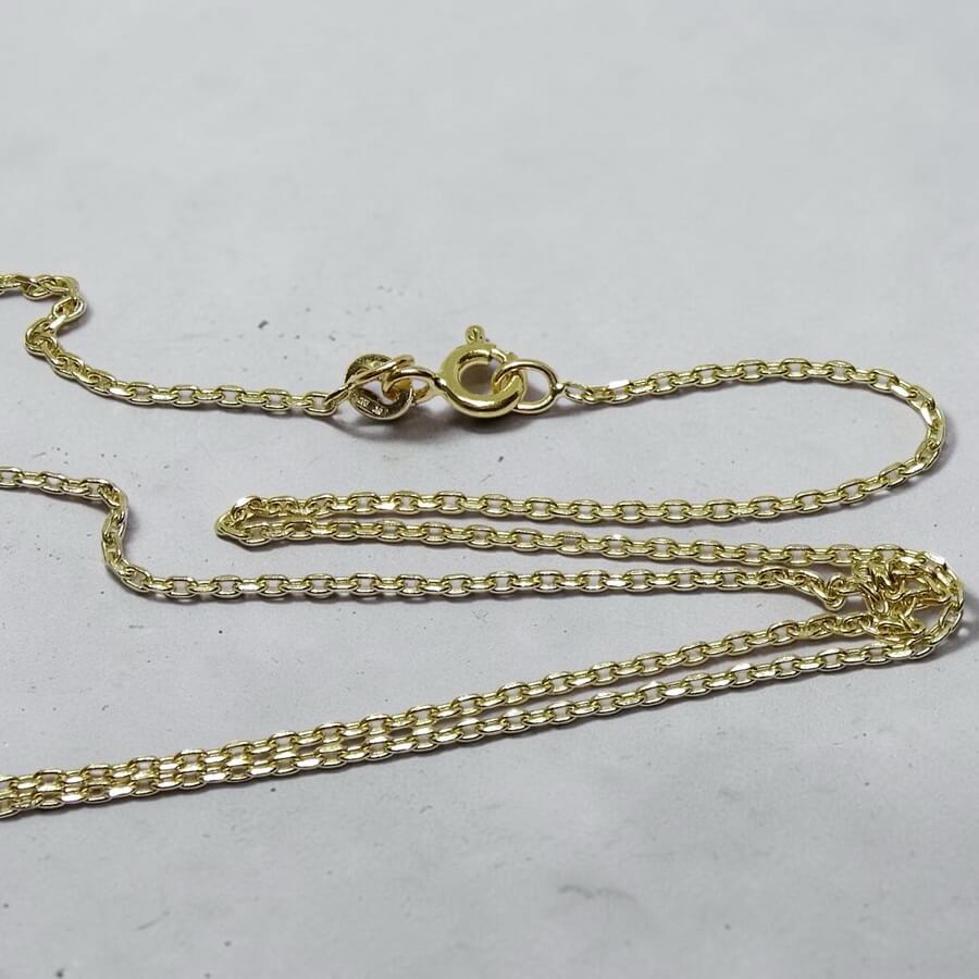 Cruz de Oro 18k Mediana con Cadena Forzada 50 cm – Reversible Mate y Brillo – Comunión Hombre Mujer – 3,10 g - Imagen 6